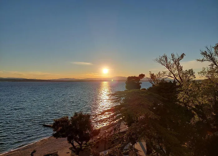 Beschauliches Nur 100 Meter Zum Mit Privater Terrasse, Parkplatz * Crikvenica
